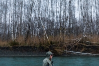 © Cameron Karsten Photography Patagonia flyfishing Ambassador Dylan Tomine throwing flies at the Olympic Peninsula steelhead run in Western Washington